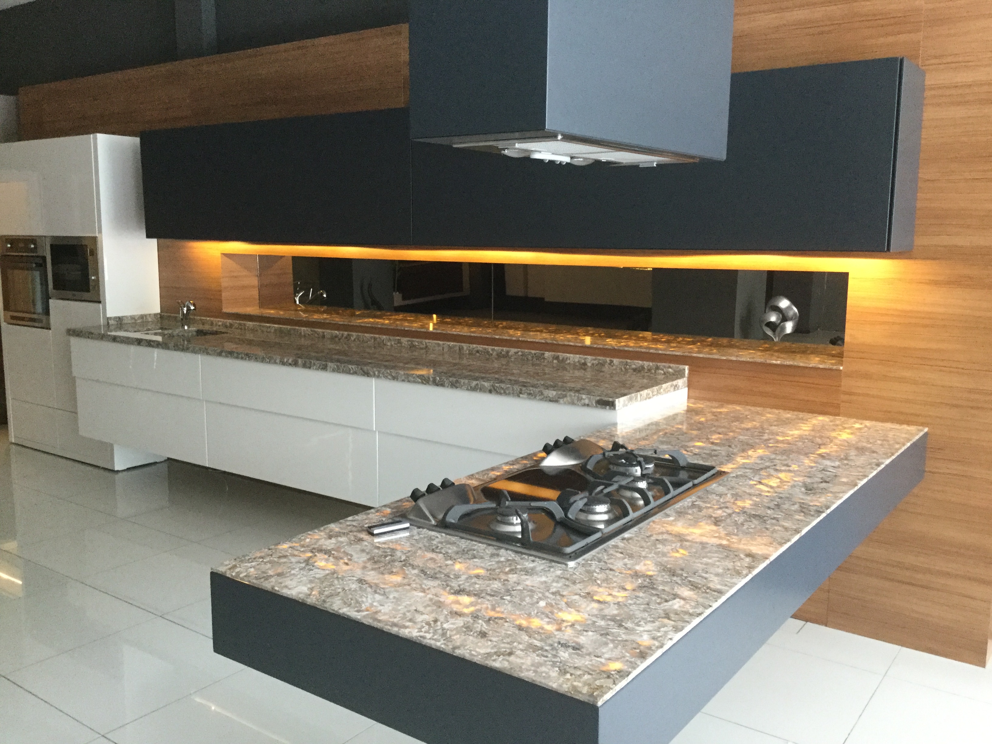 Akyüz Granit Showroom — Ankara Mutfak Tezgahı